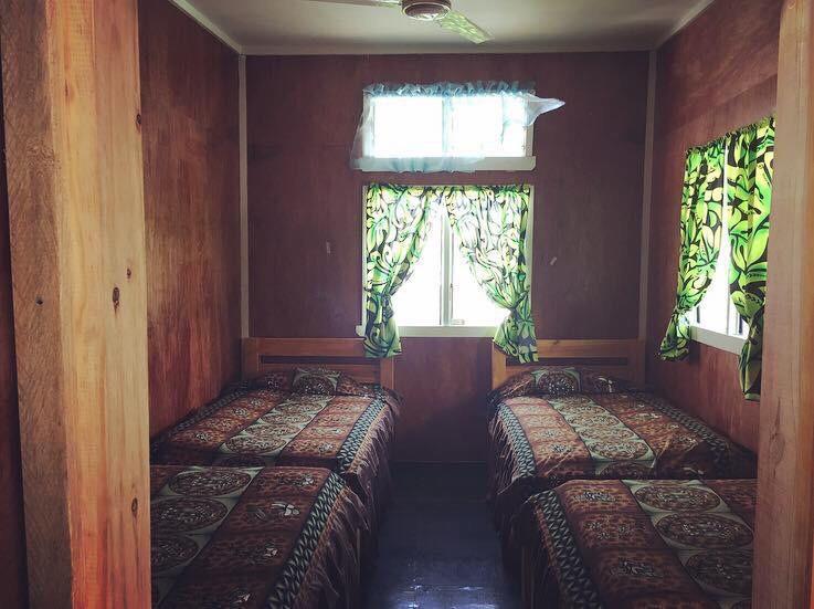 The Village Backpackers Нукуалофа Экстерьер фото